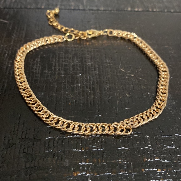 Jewelry - NWOT Gold Tone Anklet Bracelet!